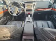 ✅ 2012 Subaru Legacy Limited • VIN: 4S3BMBK63C3027836 • Lot: 94353125. Wystawiony na Copart z przebiegiem 145 489 mil. Bezpłatny archiwum sprzedaży aukcyjnych z USA i szczegółowy raport historii pojazdu na DreamBid. Zdjęcie 8.