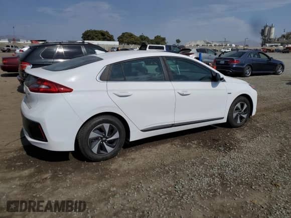 2017 Hyundai Ioniq SEL с VIN KMHC75LC2HU057523, выставлен на аукционе Copart как лот 64450864 с пробегом 49 733 миль миль и Списание • Salvage title. История ставок и продаж доступна на DreamBid. Изображение 3.