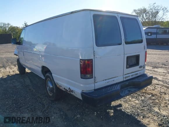 ✅ 2003 Ford Econoline Cargo Super • VIN: 1FTNS24L73HC05806 • Lot: 43307665. Wystawiony na IAAI z przebiegiem 285 594 mil. Bezpłatny archiwum sprzedaży aukcyjnych z USA i szczegółowy raport historii pojazdu na DreamBid. Zdjęcie 3.