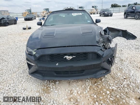 ✅ 2019 Ford Mustang EcoBoost Premium • VIN: 1FATP8UH5K5115647 • Лот: 87118525. Опубликован ранее на Copart с пробегом 56 306 миль. Бесплатный доступ к архиву аукционных продаж из США и подробный отчёт об истории автомобиля на DreamBid. Изображение 5.