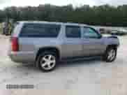 2008 Chevrolet Suburban LT с VIN 1GNFC16038J231941, выставлен на аукционе Copart как лот 76061534 с пробегом 239 562 миль миль и Списание • Salvage title. История ставок и продаж доступна на DreamBid. Изображение 3.