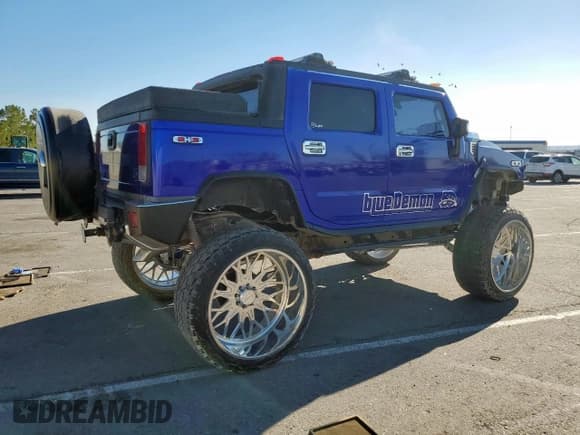 ✅ 2005 Hummer H2 SUT • VIN: 5GRGN22U75H114807 • Lot: 85565505. Wystawiony na Copart z przebiegiem 132 756 mil. Bezpłatny archiwum sprzedaży aukcyjnych z USA i szczegółowy raport historii pojazdu na DreamBid. Zdjęcie 3.