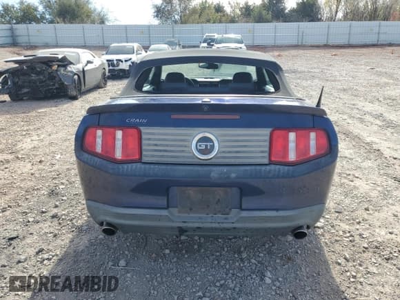 ✅ 2010 Ford Mustang GT • VIN: 1ZVBP8FHXA5169072 • Lot: 91595965. Wystawiony na Copart z przebiegiem 172 213 mil. Bezpłatny archiwum sprzedaży aukcyjnych z USA i szczegółowy raport historii pojazdu na DreamBid. Zdjęcie 6.