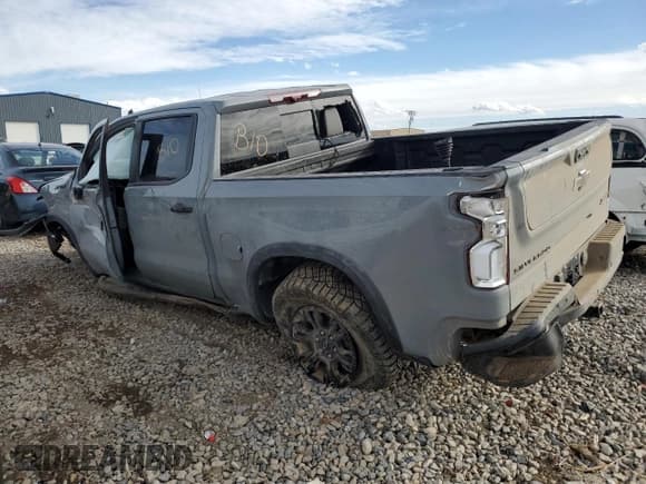 ✅ 2025 Chevrolet Silverado 1500 • VIN: 3GCUKHE86SG111563 • Лот: 42922455. Опубликован ранее на Copart с пробегом Не указан. Бесплатный доступ к архиву аукционных продаж из США и подробный отчёт об истории автомобиля на DreamBid. Изображение 2.