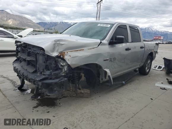 ✅ 2015 Ram 1500 Express • VIN: 1C6RR7KT8FS612674 • Lot: 55100185. Wystawiony na Copart z przebiegiem 163 756 mil. Bezpłatny archiwum sprzedaży aukcyjnych z USA i szczegółowy raport historii pojazdu na DreamBid. Zdjęcie 1.