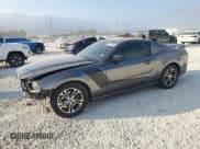 ✅ 2014 Ford Mustang V6 • VIN: 1ZVBP8AM1E5320522 • Лот: 87294305. Опубликован ранее на Copart с пробегом 112 177 миль. Бесплатный доступ к архиву аукционных продаж из США и подробный отчёт об истории автомобиля на DreamBid. Изображение 1.