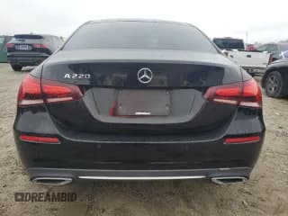 ✅ 2019 Mercedes-Benz A 220 • VIN: WDD3G4EB0KW017154 • Лот: 90528685. Опубликован ранее на Copart с пробегом 82 786 миль. Бесплатный доступ к архиву аукционных продаж из США и подробный отчёт об истории автомобиля на DreamBid. Изображение 6.
