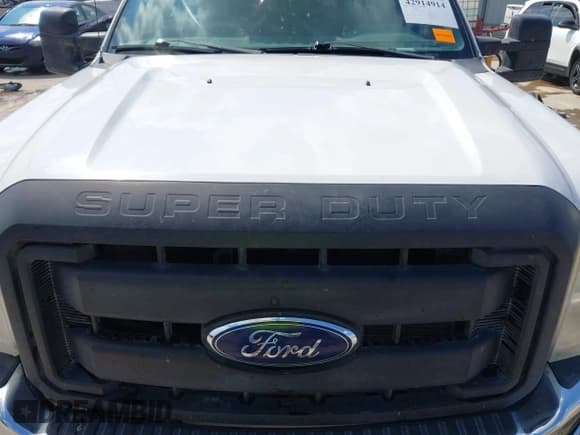 ✅ 2014 Ford F-250 XL • VIN: 1FT7W2AT4EEB17771 • Лот: 42914914. Опубликован ранее на IAAI с пробегом 294 839 миль. Бесплатный доступ к архиву аукционных продаж из США и подробный отчёт об истории автомобиля на DreamBid. Изображение 6.