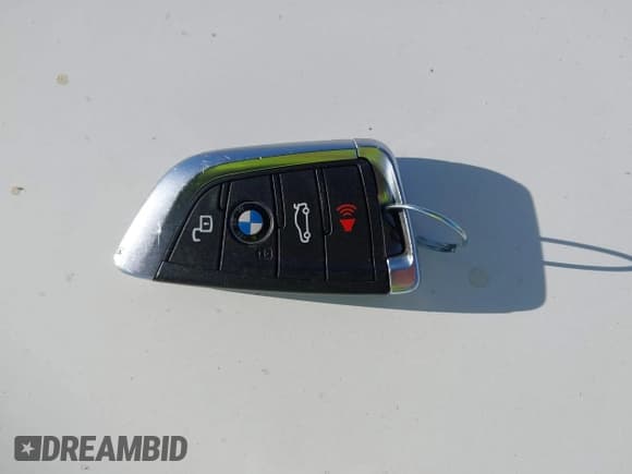 ✅ 2020 BMW 3 Series 330i xDrive • VIN: 3MW5R7J0XL8B45718 • Lot: 43351670. Wystawiony na IAAI z przebiegiem 89 335 mil. Bezpłatny archiwum sprzedaży aukcyjnych z USA i szczegółowy raport historii pojazdu na DreamBid. Zdjęcie 11.