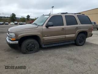 2003 Chevrolet Tahoe Z71 with VIN 1GNEK13Z13R303327, listed as a Copart auction lot 82213735 with 204,267 mi miles and Salvage title. Bid and sale history available at DreamBid. Image 1.