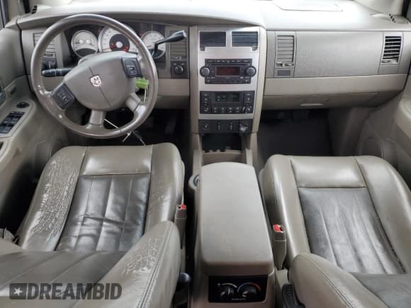 ✅ 2006 Dodge Durango Limited • VIN: 1D4HB58N56F179235 • Лот: 51464995. Опубликован ранее на Copart с пробегом 220 994 миль. Бесплатный доступ к архиву аукционных продаж из США и подробный отчёт об истории автомобиля на DreamBid. Изображение 8.