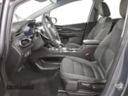 ✅ 2023 Chevrolet Bolt EV 1LT • VIN: 1G1FW6S03P4179221 • Lot: 48634555. Wystawiony na Copart z przebiegiem 35 636 mil. Bezpłatny archiwum sprzedaży aukcyjnych z USA i szczegółowy raport historii pojazdu na DreamBid. Zdjęcie 7.