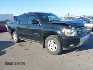 ✅ 2013 Chevrolet Avalanche LT • VIN: 3GNTKFE78DG320627 • Lot: 43068146. Listed on IAAI with 193,759 mi. Free auction sales archive from the USA and detailed vehicle history report at DreamBid. Image 1.