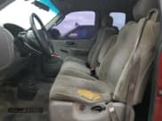 ✅ 2004 Ford F-150 XL • VIN: 2FTRX18W14CA91442 • Lot: 93129695. Wystawiony na Copart z przebiegiem 312 415 mil. Bezpłatny archiwum sprzedaży aukcyjnych z USA i szczegółowy raport historii pojazdu na DreamBid. Zdjęcie 7.