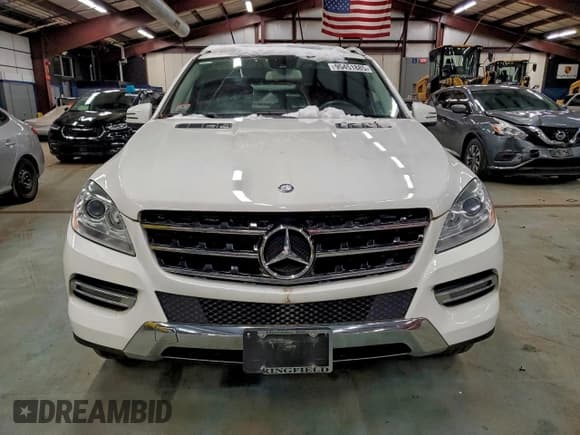 ✅ 2015 Mercedes-Benz M 350 • VIN: 4JGDA5HB1FA497947 • Lot: 95451885. Wystawiony na Copart z przebiegiem 88 731 mil. Bezpłatny archiwum sprzedaży aukcyjnych z USA i szczegółowy raport historii pojazdu na DreamBid. Zdjęcie 5.