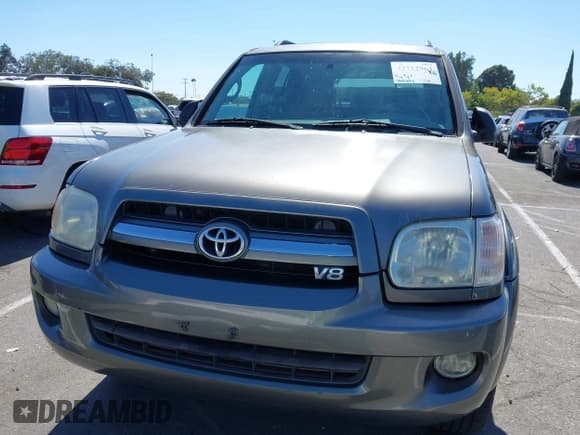 ✅ 2006 Toyota Sequoia SR5 • VIN: 5TDZT34A26S272297 • Lot: 42712963. Listed on IAAI with 262,747 mi. Free auction sales archive from the USA and detailed vehicle history report at DreamBid. Image 6.