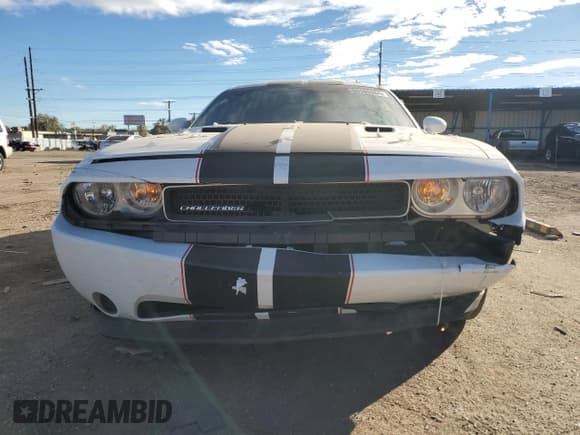 ✅ 2012 Dodge Challenger SXT • VIN: 2C3CDYAGXCH259773 • Lot: 80146984. Wystawiony na Copart z przebiegiem 50 971 mil. Bezpłatny archiwum sprzedaży aukcyjnych z USA i szczegółowy raport historii pojazdu na DreamBid. Zdjęcie 5.
