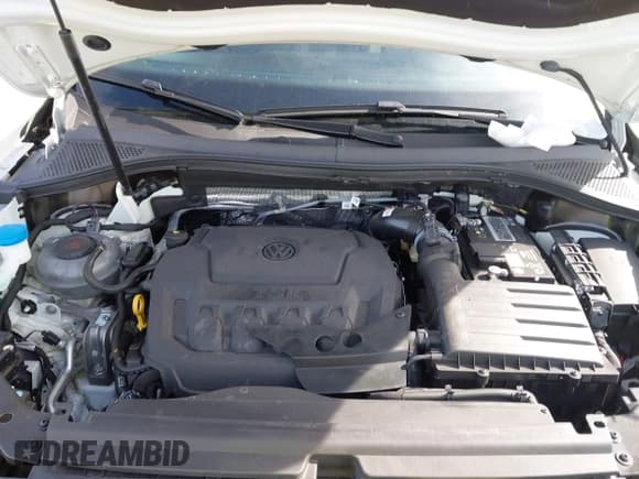 ✅ 2023 Volkswagen Tiguan SE R-Line Black • VIN: 3VVCB7AX0PM090710 • Lot: 41256904. Wystawiony na IAAI z przebiegiem 12 819 mil. Bezpłatny archiwum sprzedaży aukcyjnych z USA i szczegółowy raport historii pojazdu na DreamBid. Zdjęcie 10.