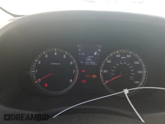 ✅ 2013 Hyundai Accent GS • VIN: KMHCT5AE4DU091473 • Lot: 72529404. Wystawiony na Copart z przebiegiem 65 799 mil. Bezpłatny archiwum sprzedaży aukcyjnych z USA i szczegółowy raport historii pojazdu na DreamBid. Zdjęcie 9.