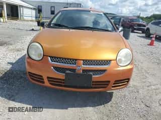 2005 Dodge Neon SXT z VIN 1B3ES56C95D232287, wystawiony jako Copart lot #60840895 z przebiegiem 72 655 mil mil oraz Czysty tytuł • Clean title. Historia ofert i sprzedaży dostępna na DreamBid. Obrazek 5.