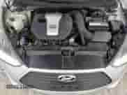 2013 Hyundai Veloster Turbo z VIN KMHTC6AE8DU123217, wystawiony jako Copart lot #69754965 z przebiegiem 11 088 mil mil oraz Czysty tytuł • Clean title. Historia ofert i sprzedaży dostępna na DreamBid. Obrazek 11.