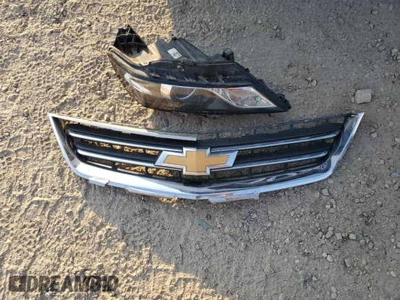 2018 Chevrolet Impala LT with VIN 2G1105S32J9106149, listed as a Copart auction lot 81246815 with 145,881 mi miles and Salvage title. Bid and sale history available at DreamBid. Image 12.