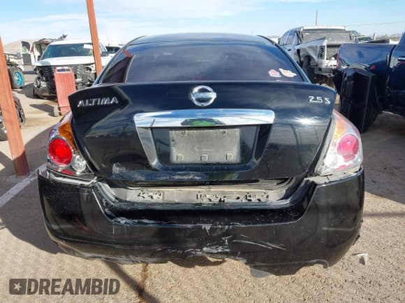 ✅ 2010 Nissan Altima SL • VIN: 1N4AL2AP3AN511926 • Lot: 43699709. Listed on IAAI with 256,145 mi. Free auction sales archive from the USA and detailed vehicle history report at DreamBid. Image 16.