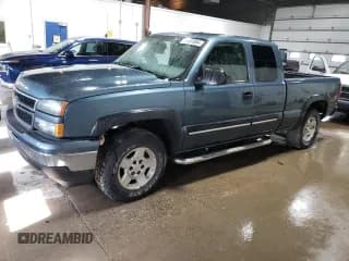 ✅ 2006 Chevrolet Silverado 1500 LT1 • VIN: 1GCEK19Z66Z156409 • Лот: 76081564. Опубликован ранее на Copart с пробегом 115 739 миль. Бесплатный доступ к архиву аукционных продаж из США и подробный отчёт об истории автомобиля на DreamBid. Изображение 1.