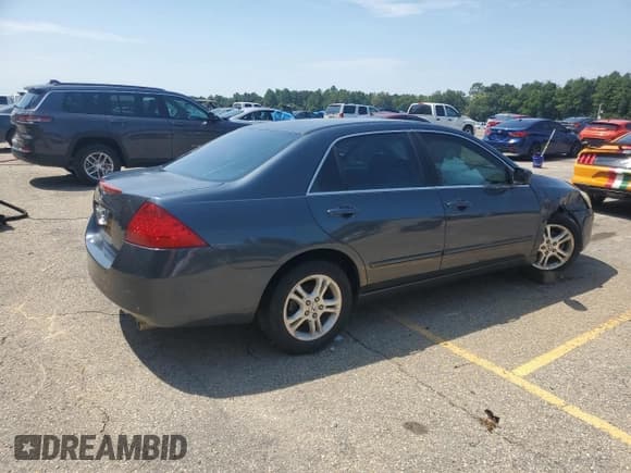 ✅ 2006 Honda Accord LX SE • VIN: 1HGCM56396A049783 • Lot: 68022045. Listed on Copart with 146,288 mi. Free auction sales archive from the USA and detailed vehicle history report at DreamBid. Image 3.