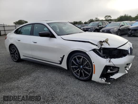 ✅ 2025 BMW 4 Series 430i • VIN: WBA23FB07SFT93007 • Lot: 51176915. Listed on Copart with 10,501 mi. Free auction sales archive from the USA and detailed vehicle history report at DreamBid. Image 4.