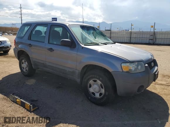 ✅ 2007 Ford Escape XLS • VIN: 1FMYU02Z17KA77344 • Lot: 69689385. Listed on Copart with 192,977 mi. Free auction sales archive from the USA and detailed vehicle history report at DreamBid. Image 4.