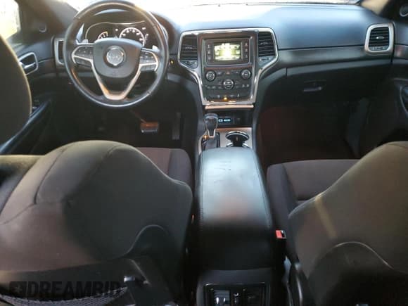 ✅ 2016 Jeep Grand Cherokee Laredo • VIN: 1C4RJFAG4GC420761 • Лот: 90709075. Опубликован ранее на Copart с пробегом 159 210 миль. Бесплатный доступ к архиву аукционных продаж из США и подробный отчёт об истории автомобиля на DreamBid. Изображение 8.