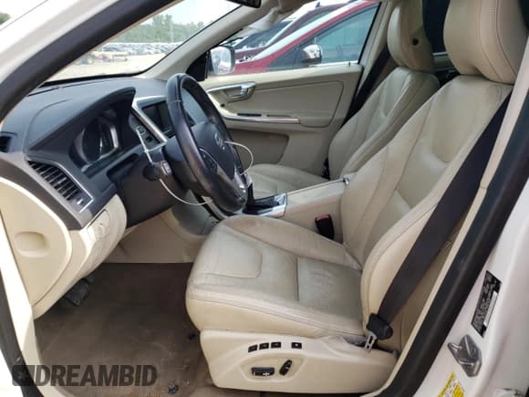 ✅ 2014 Volvo XC60 3.2L • VIN: YV4952DL1E2517521 • Lot: 52708663. Listed on Copart with 92,036 mi. Free auction sales archive from the USA and detailed vehicle history report at DreamBid. Image 7.