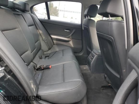 ✅ 2010 BMW 3 Series 323i • VIN: WBAPG7C53AA794740 • Лот: 92437855. Опубликован ранее на Copart с пробегом Не указан. Бесплатный доступ к архиву аукционных продаж из США и подробный отчёт об истории автомобиля на DreamBid. Изображение 10.