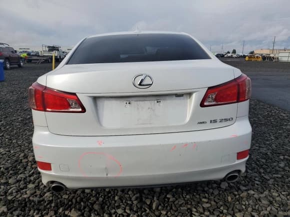 ✅ 2012 Lexus IS 250 • VIN: JTHCF5C25C5057533 • Lot: 92831965. Listed on Copart with 120,416 mi. Free auction sales archive from the USA and detailed vehicle history report at DreamBid. Image 6.