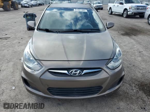 2013 Hyundai Accent GS с VIN KMHCT5AE3DU066869, выставлен на аукционе Copart как лот 81867485 с пробегом 154 847 миль миль и Списание • Salvage title. История ставок и продаж доступна на DreamBid. Изображение 5.