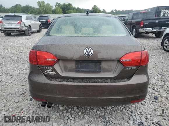 ✅ 2013 Volkswagen Jetta SE • VIN: 3VWDX7AJ5DM393023 • Lot: 65710275. Listed on Copart with Not provided. Free auction sales archive from the USA and detailed vehicle history report at DreamBid. Image 6.