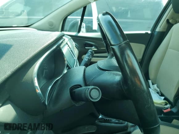 ✅ 2018 Buick Encore Preferred • VIN: KL4CJASB7JB719177 • Lot: 67022665. Wystawiony na Copart z przebiegiem Nie podano. Bezpłatny archiwum sprzedaży aukcyjnych z USA i szczegółowy raport historii pojazdu na DreamBid. Zdjęcie 9.