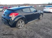 ✅ 2014 Hyundai Veloster Turbo • VIN: KMHTC6AE5EU184137 • Lot: 41870036. Wystawiony na IAAI z przebiegiem 165 340 mil. Bezpłatny archiwum sprzedaży aukcyjnych z USA i szczegółowy raport historii pojazdu na DreamBid. Zdjęcie 4.