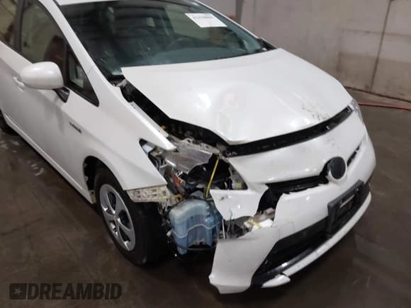 ✅ 2014 Toyota Prius Four • VIN: JTDKN3DU1E1747553 • Lot: 43420881. Wystawiony na IAAI z przebiegiem 192 435 mil. Bezpłatny archiwum sprzedaży aukcyjnych z USA i szczegółowy raport historii pojazdu na DreamBid. Zdjęcie 6.