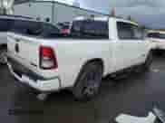 2021 Ram 1500 Big Horn z VIN 1C6SRFFM6MN766584, wystawiony jako Copart lot #80332284 z przebiegiem 68 395 mil mil oraz Szkoda całkowita • Salvage title. Historia ofert i sprzedaży dostępna na DreamBid. Obrazek 3.