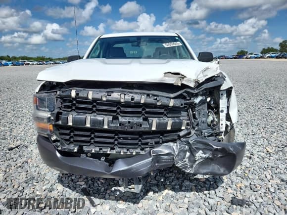 ✅ 2019 Chevrolet Silverado 1500 Work Truck • VIN: 2GCRCNEC9K1127173 • Lot: 70046435. Wystawiony na Copart z przebiegiem 94 711 mil. Bezpłatny archiwum sprzedaży aukcyjnych z USA i szczegółowy raport historii pojazdu na DreamBid. Zdjęcie 5.
