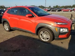 ✅ 2019 Hyundai Kona SE • VIN: KM8K12AAXKU307627 • Лот: 70744633. Опубликован ранее на Copart с пробегом 86 853 миль. Бесплатный доступ к архиву аукционных продаж из США и подробный отчёт об истории автомобиля на DreamBid. Изображение 4.