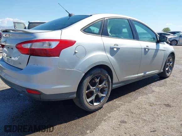 ✅ 2013 Ford Focus SE • VIN: 1FADP3F29DL158743 • Lot: 42166945. Listed on IAAI with 190,337 mi. Free auction sales archive from the USA and detailed vehicle history report at DreamBid. Image 4.