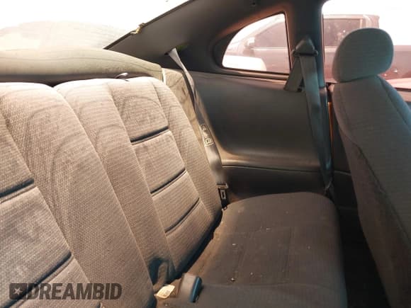 ✅ 1999 Ford Mustang • VIN: 1FAFP4049XF114513 • Lot: 42281232. Wystawiony na IAAI z przebiegiem 212 990 mil. Bezpłatny archiwum sprzedaży aukcyjnych z USA i szczegółowy raport historii pojazdu na DreamBid. Zdjęcie 8.