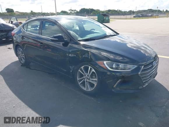 2018 Hyundai Elantra Value Edition с VIN 5NPD84LF7JH225215, выставлен на аукционе IAAI как лот 43506267 с пробегом 27 618 миль миль и . История ставок и продаж доступна на DreamBid. Изображение 1.