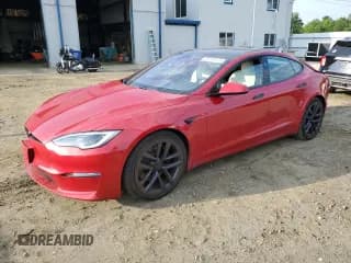✅ 2023 Tesla Model S Plaid • VIN: 5YJSA1E6XPF498826 • Lot: 69758575. Wystawiony na Copart z przebiegiem 22 537 mil. Bezpłatny archiwum sprzedaży aukcyjnych z USA i szczegółowy raport historii pojazdu na DreamBid. Zdjęcie 1.