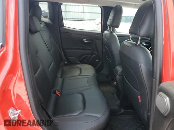 ✅ 2020 Jeep Renegade Trailhawk • VIN: ZACNJBC17LPL40101 • Lot: 67309085. Wystawiony na Copart z przebiegiem 58 439 mil. Bezpłatny archiwum sprzedaży aukcyjnych z USA i szczegółowy raport historii pojazdu na DreamBid. Zdjęcie 11.