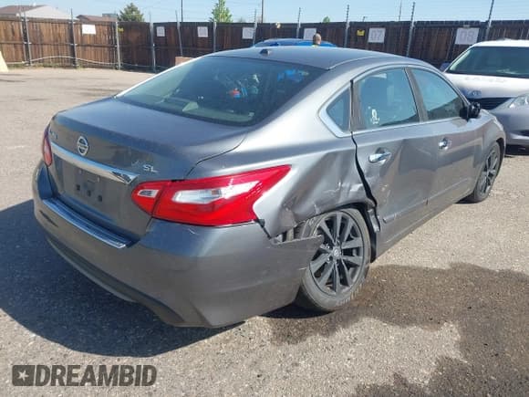 ✅ 2016 Nissan Altima SR • VIN: 1N4AL3AP9GC286437 • Лот: 42325218. Опубликован ранее на IAAI с пробегом 106 725 миль. Бесплатный доступ к архиву аукционных продаж из США и подробный отчёт об истории автомобиля на DreamBid. Изображение 4.