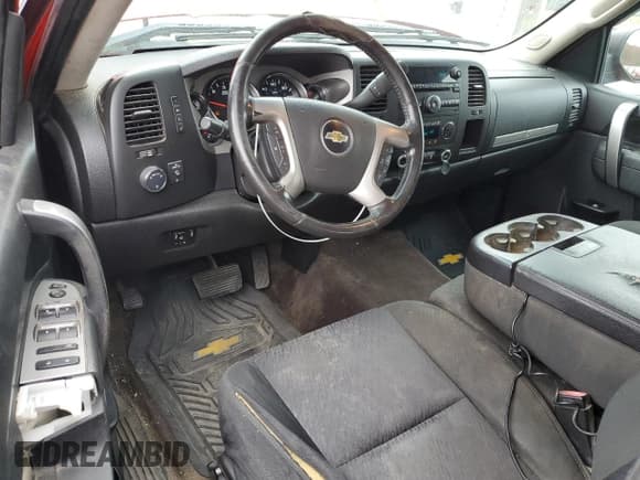 ✅ 2013 Chevrolet Silverado 1500 LT • VIN: 1GCRKSE77DZ398375 • Lot: 77945494. Listed on Copart with 175,938 mi. Free auction sales archive from the USA and detailed vehicle history report at DreamBid. Image 8.
